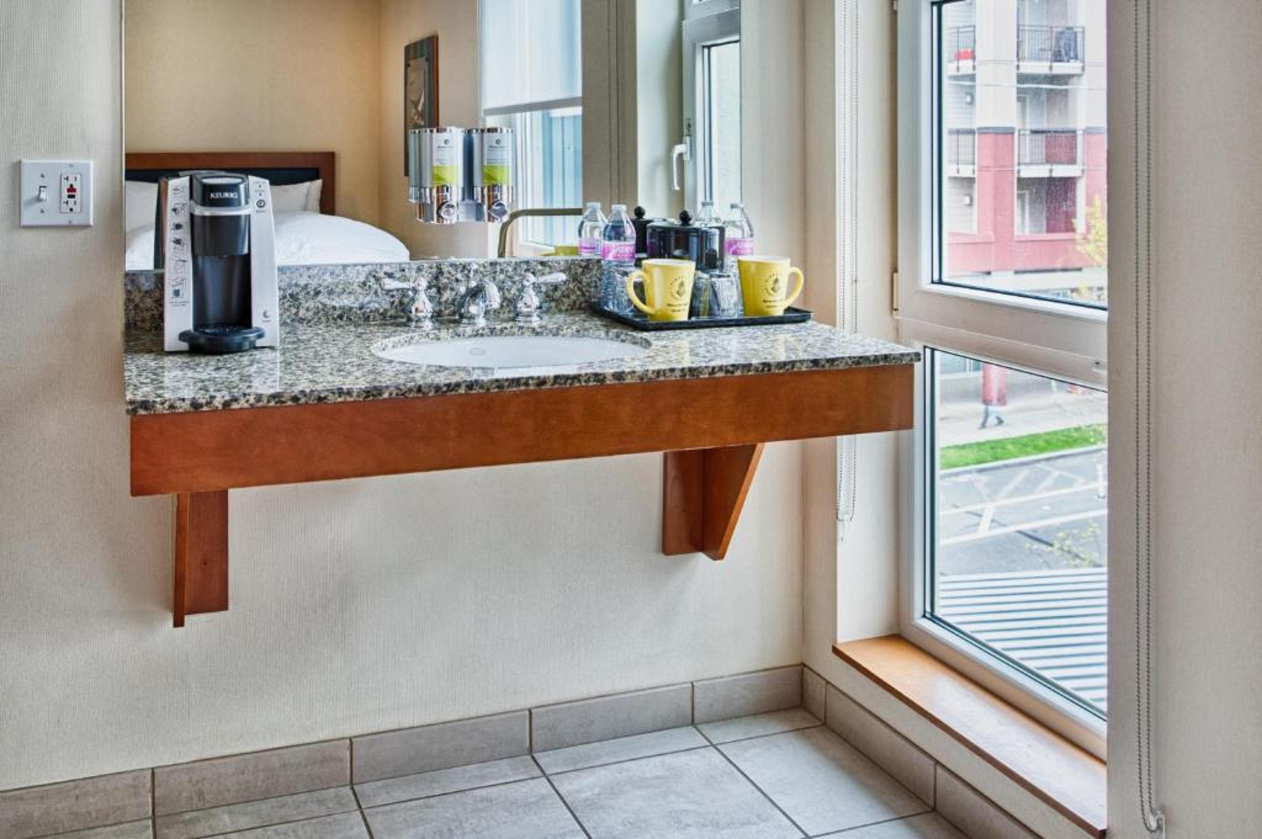 Staypineapple, Watertown Hotel, University District Seattle Luaran gambar