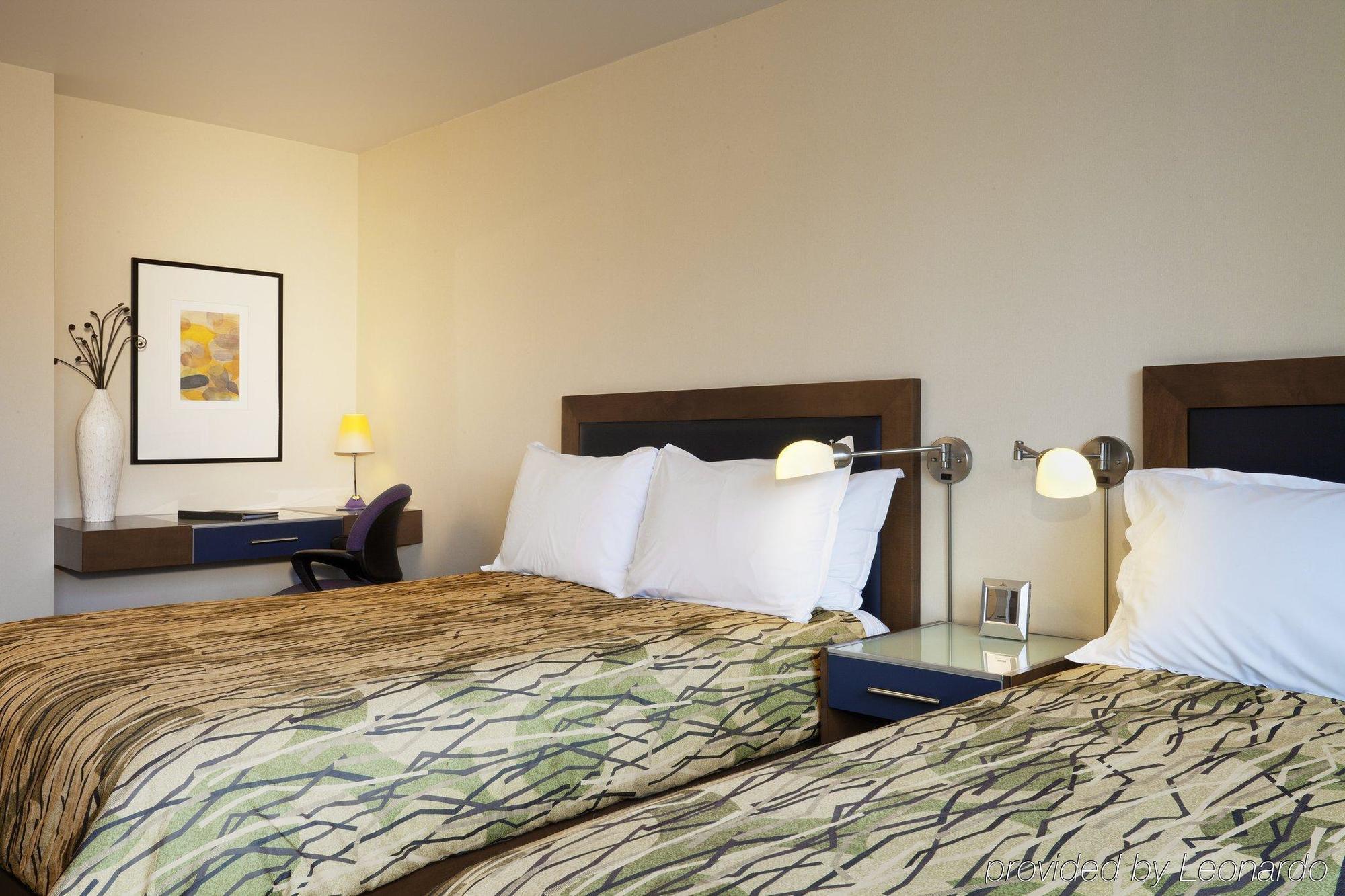 Staypineapple, Watertown Hotel, University District Seattle Bilik gambar