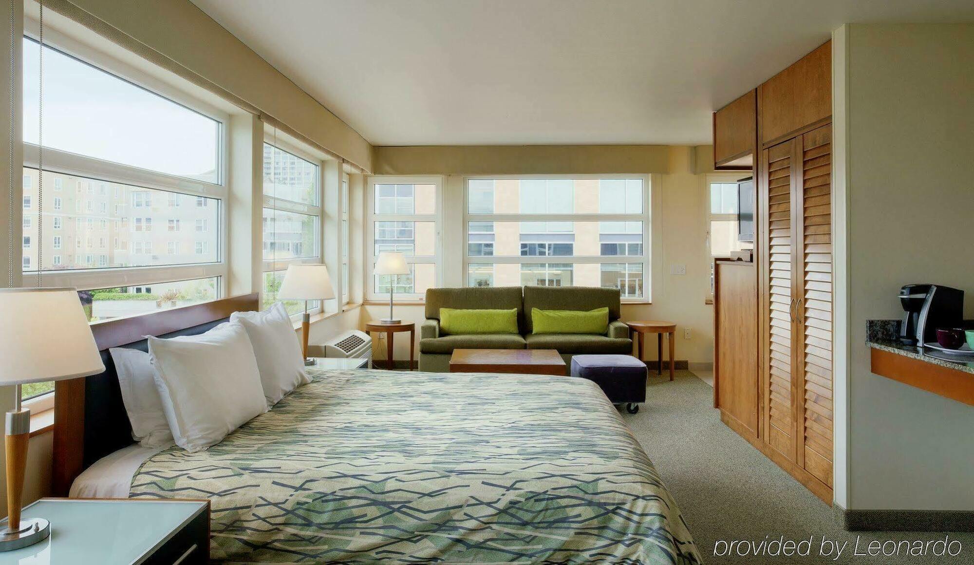Staypineapple, Watertown Hotel, University District Seattle Bilik gambar